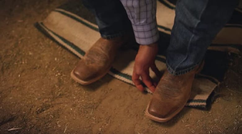 How to Fit Cowboy Boots