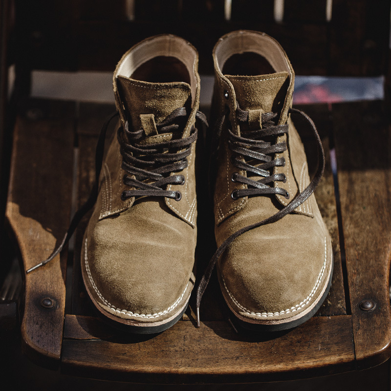 Suede boondocker boots for man