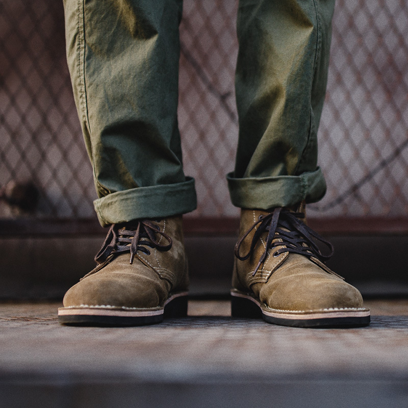 Suede boondocker boots for man