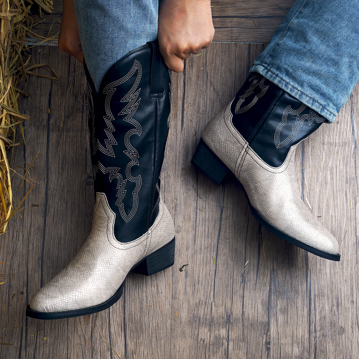 Snake Print Western Cowboy Boots